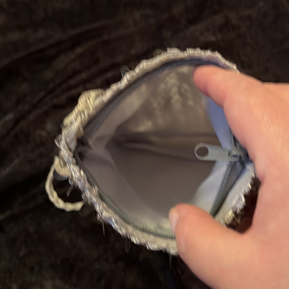 Small Silver Bag - Picture 4 of 5